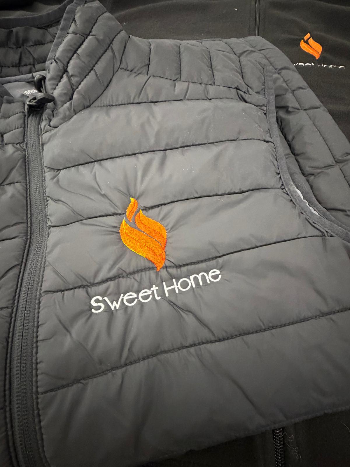 Broderie du logo d’une entreprise sur une veste professionnelle à Tournai